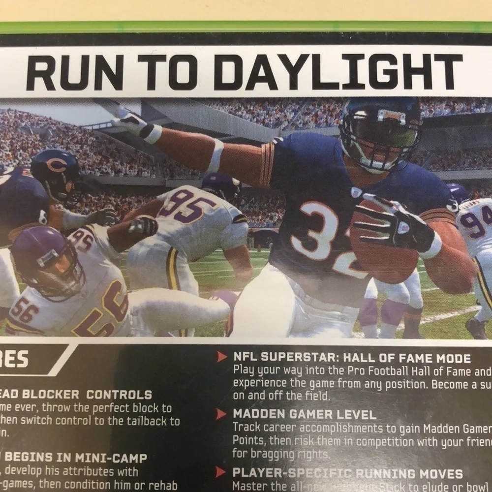 𝅺18. MADDEN NFL 07 - Xbox 360 Video Game